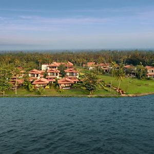 Niraamaya Wellness Retreats Backwaters And Beyond Kumarakom